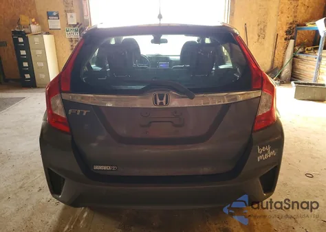 2015 Honda Fit Ex z USA, uszkodzony, nr VIN 3HGGK5H85FM776972
